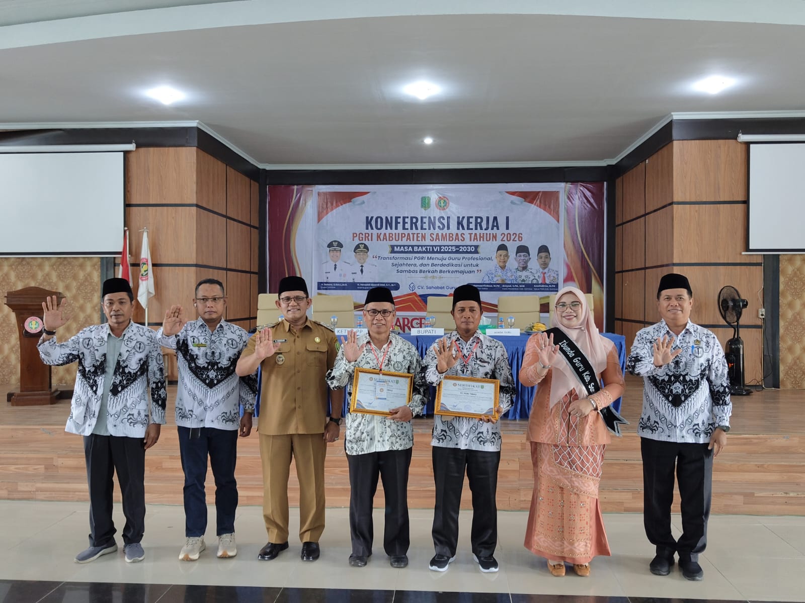 Perkuat Sinergi dan Profesionalisme, PGRI Sambas Gelar Konferensi Kerja I Masa Bakti 2025-2030