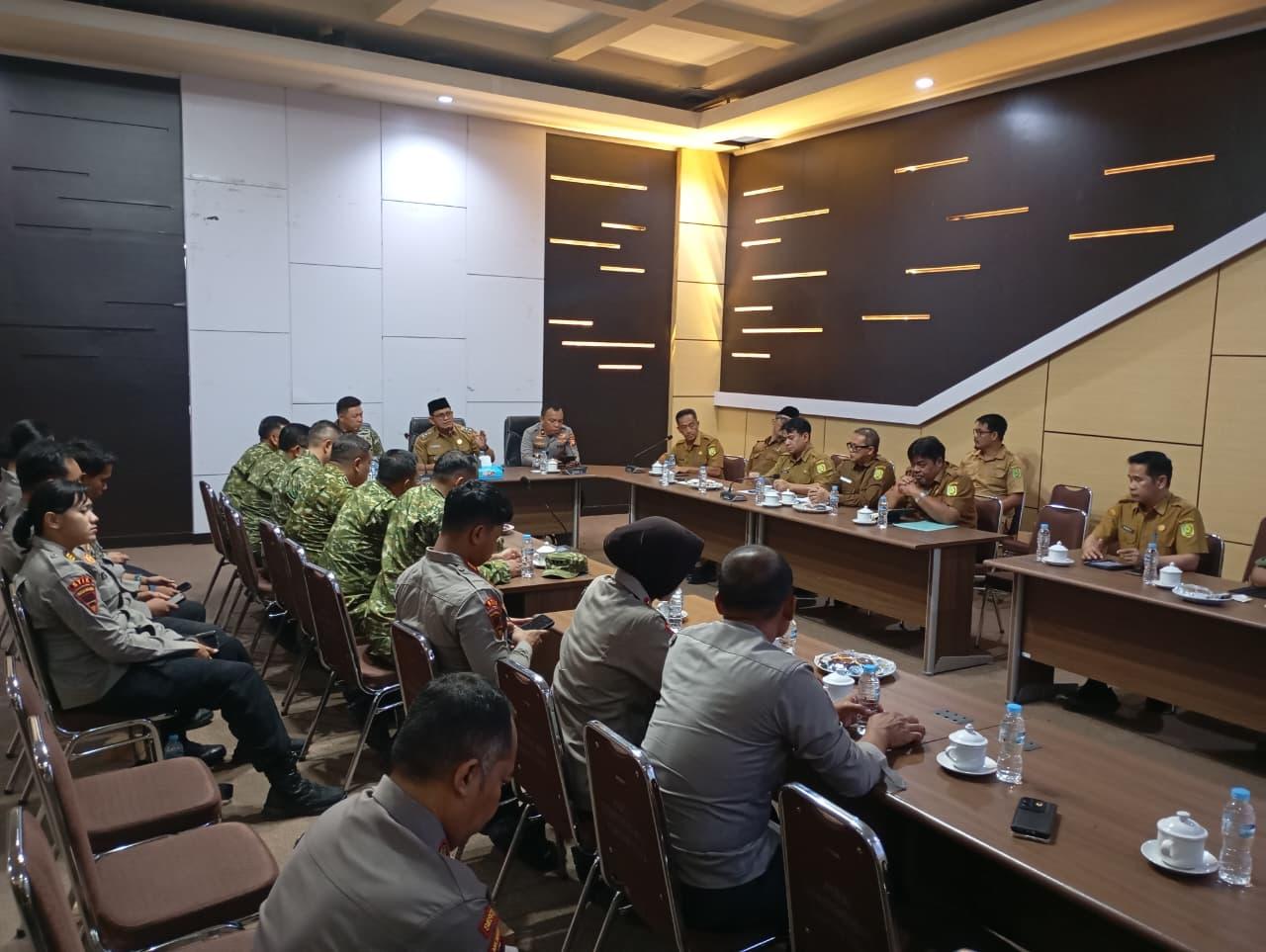 Sinergi Atasi Karhutla, Wakil Bupati Sambas Sambut Kunjungan Sesko TNI dan Siswa STIK Polri