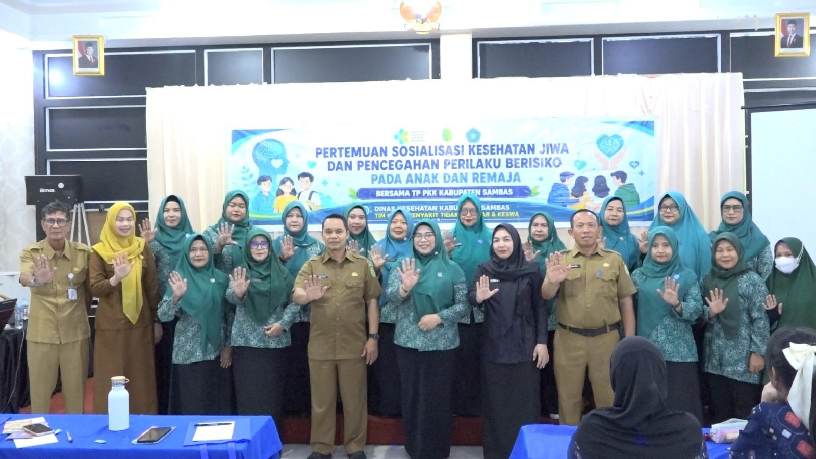 ​Dukung Tumbuh Optimal Generasi Muda, Ketua TP-PKK Sambas Hadiri Sosialisasi Kesehatan Jiwa dan Pencegahan Perilaku Berisiko Remaja