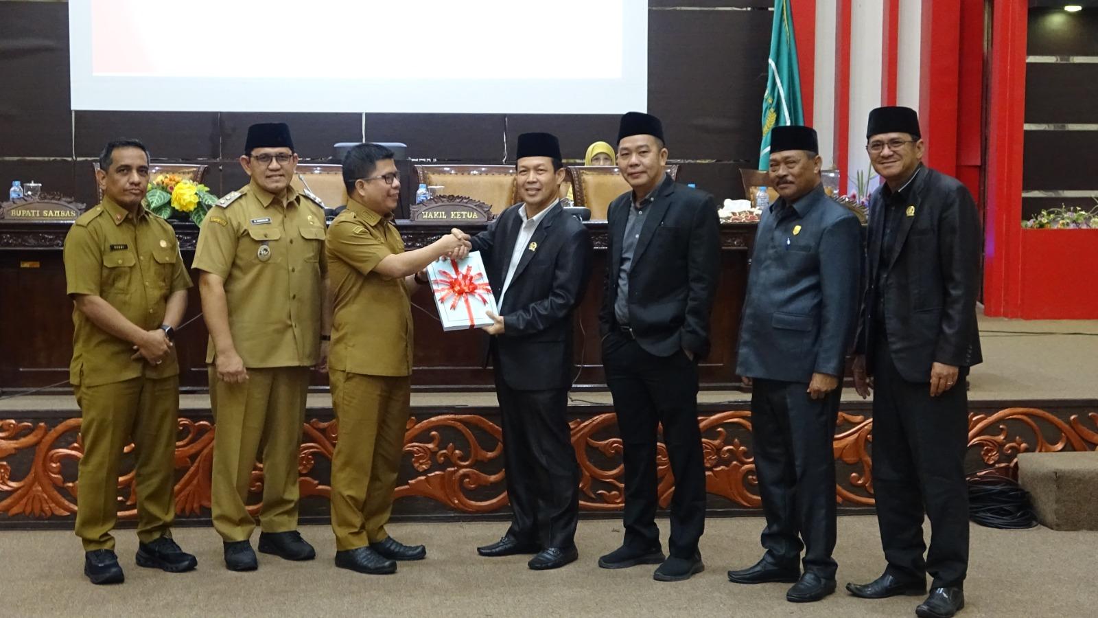Bupati Satono Sampaikan Dua Usulan Raperda, Bahas APBD 2027 dan Pemilihan Kepala Desa
