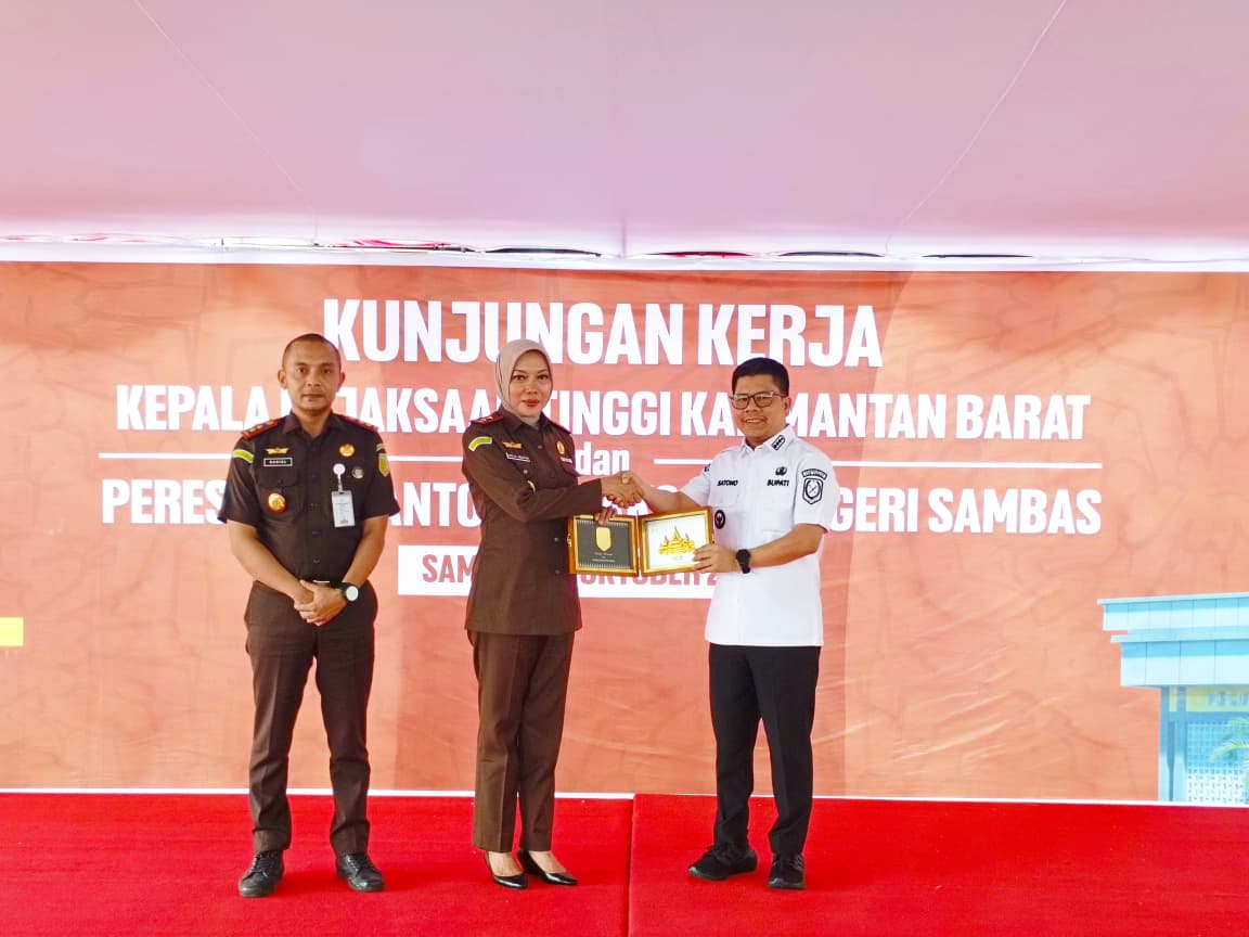 Kajati Kalbar Resmikan Gedung Baru Kejari Sambas, Bupati Satono: Momentum Semangat Baru Bangun Peradilan Hukum