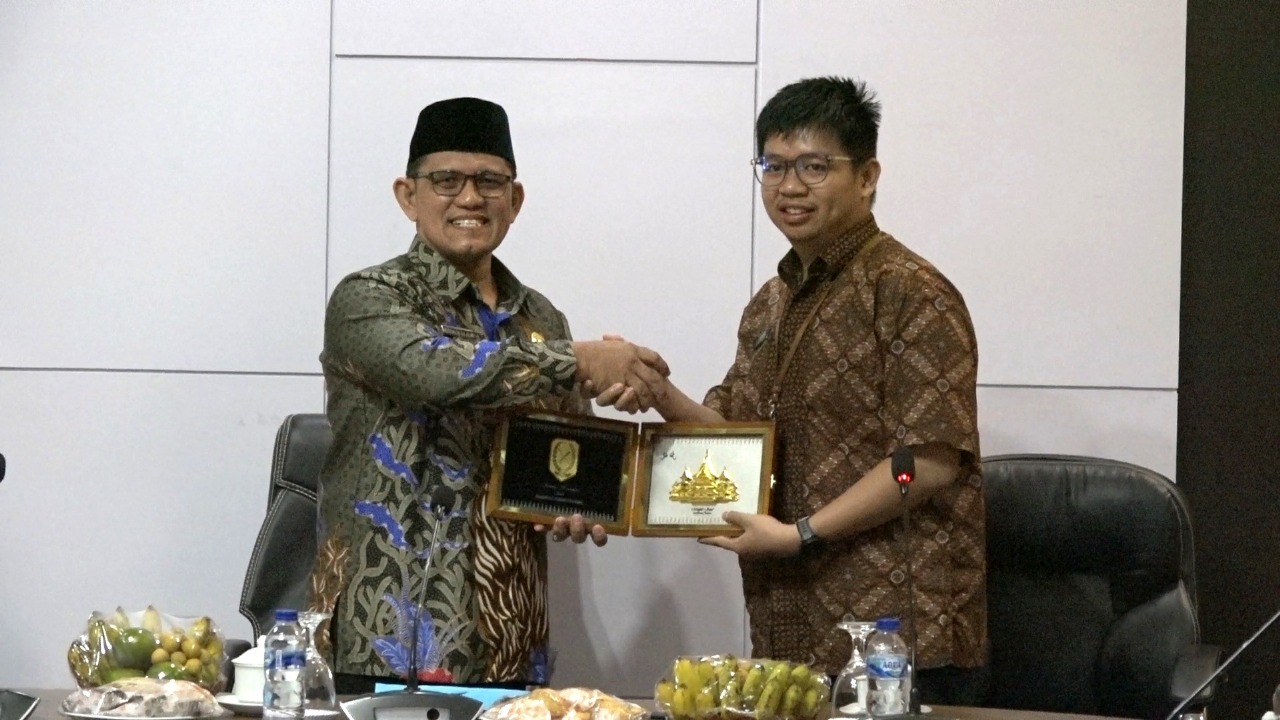 TERIMA KUNJUNGAN TIM VALIDASI, WABUP HEROALDI DORONG KABUPATEN