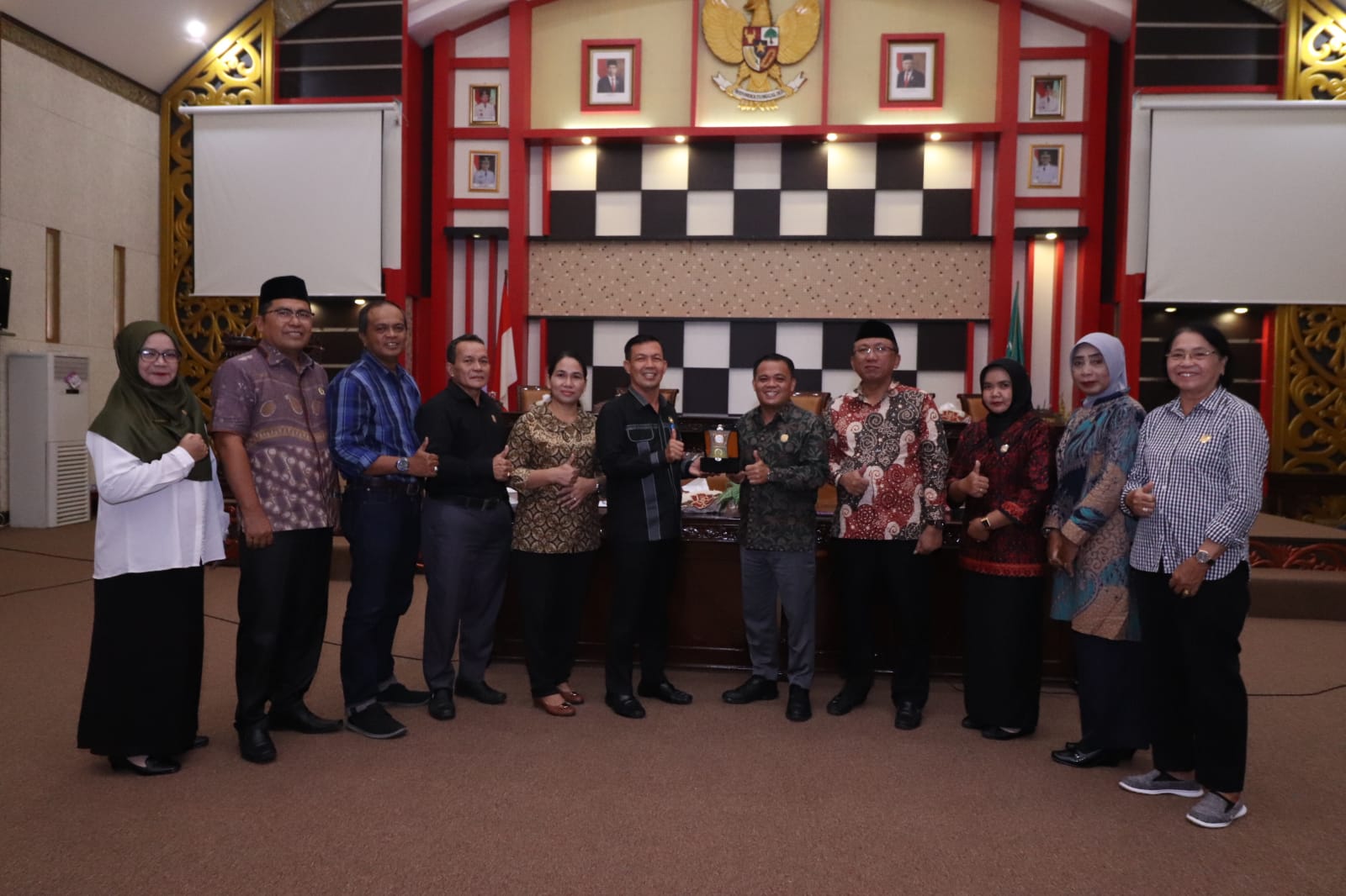 DPRD Bengkayang Kunjungi Sambas