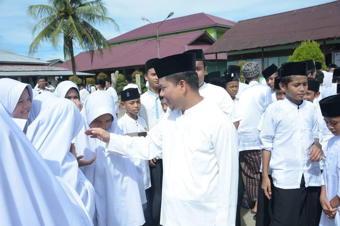 Hari Santri Nasional, Bupati Satono Ajak Santri Semangat Belajar Untuk Kemajuan